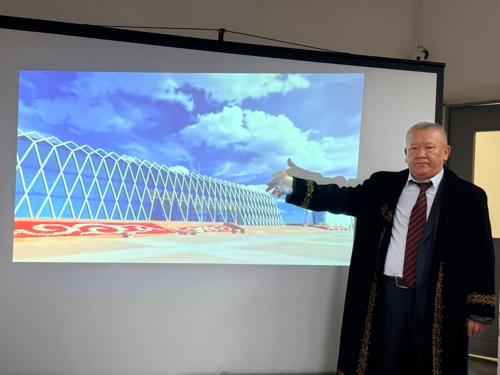 «Менеджмент» және «Мемлекеттік және жергілікті басқару» мамандықтары студенттерінің қатысуымен ұлттық киім челленджі аясында мазмұнды іс-шара өткізді.